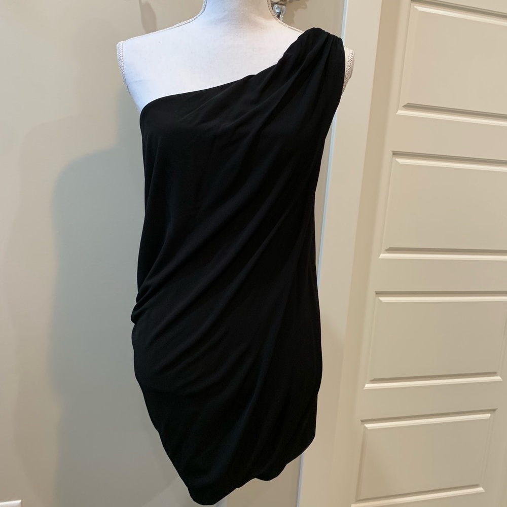 Cut 25 🖤 One Shoulder 🖤 LBD sz 2 🖤
